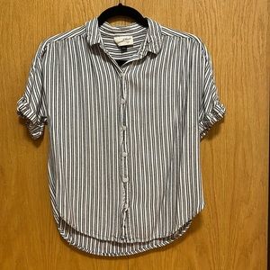 Loose Short Sleeve Button Down Shirt
